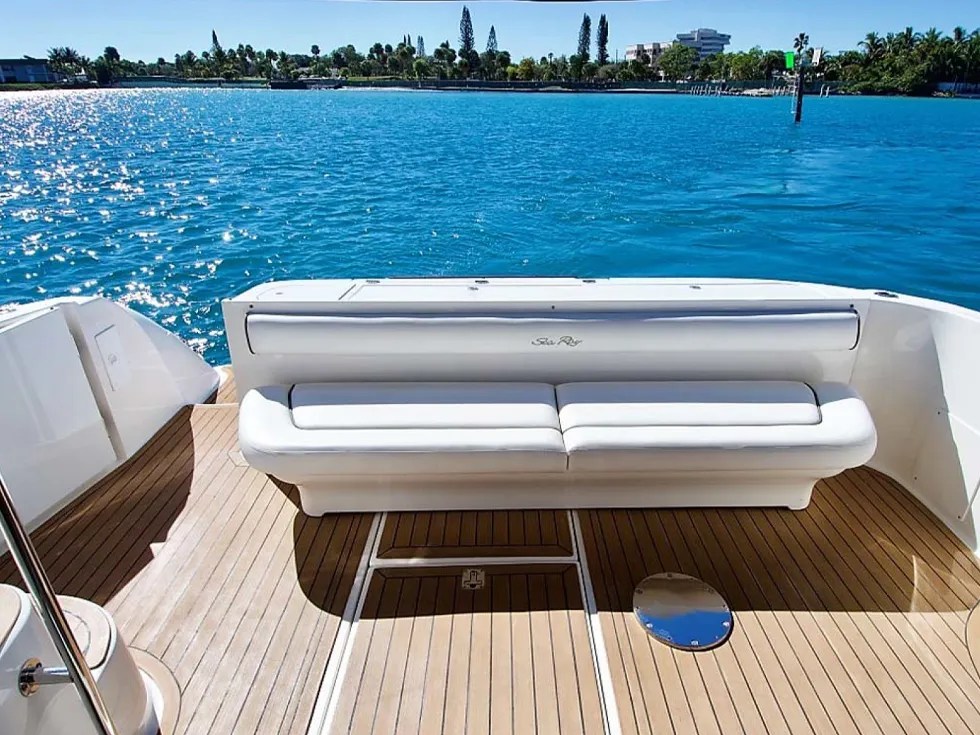 Yacht Rental Chicago Book our luxury yacht, Espresso